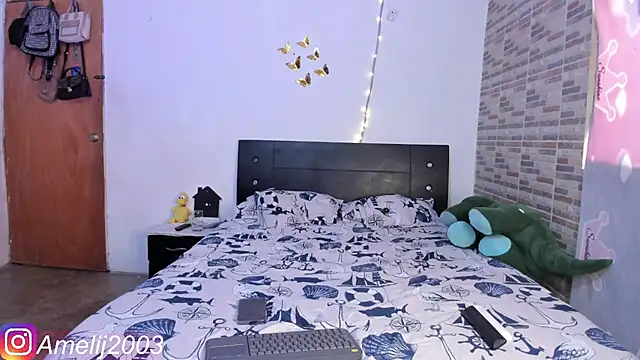  Amelia Johns  online show from 02/07/25, 07:27