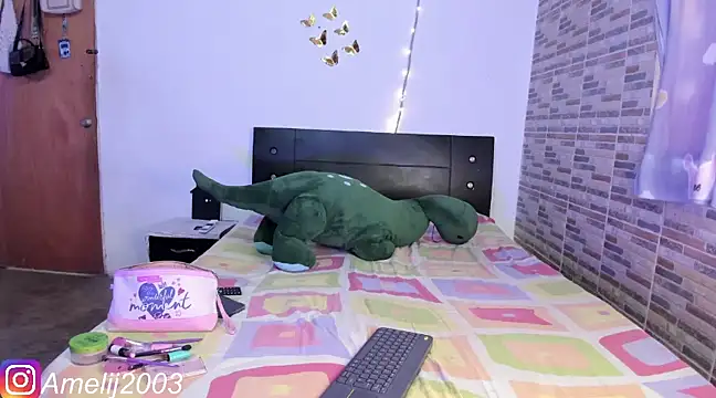  Amelia Johns  online show from 03/03/25, 02:28