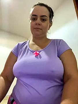 Im Amelia online show from 11/30/25, 12:17