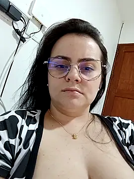 Im Amelia online show from 03/20/25, 01:02