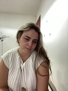 Im Amelia online show from 04/29/26, 08:15