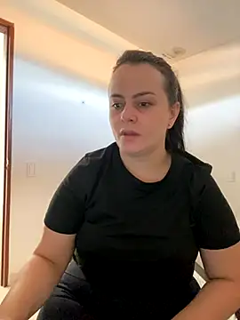 Im Amelia online show from 10/24/25, 01:21