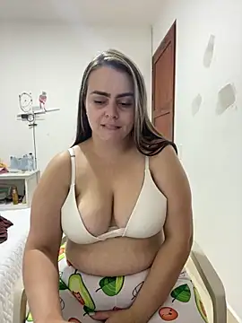 Im Amelia online show from 06/14/26, 01:24