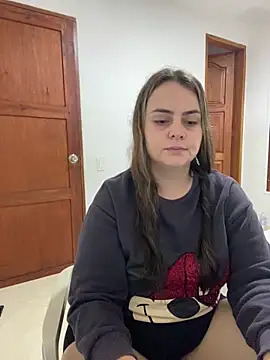 Snapshot of Im_Amelia chatting on 04/15/26, 07:58 Im Amelia online show from 04/15/26, 07:58