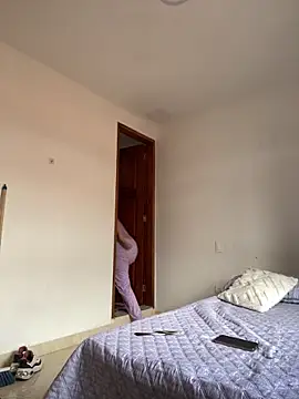 Snapshot of Im_Amelia chatting on 02/16/26, 02:05 Im Amelia online show from 02/16/26, 02:05