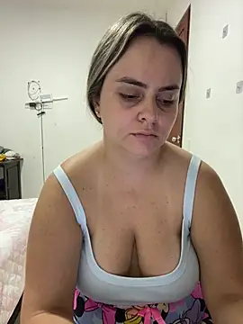 Im Amelia online show from 04/21/26, 01:42