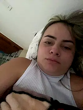 Im Amelia online show from 11/20/25, 12:28