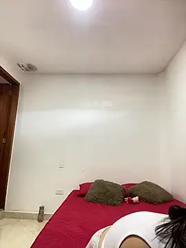 Im Amelia online show from 11/25/25, 12:38