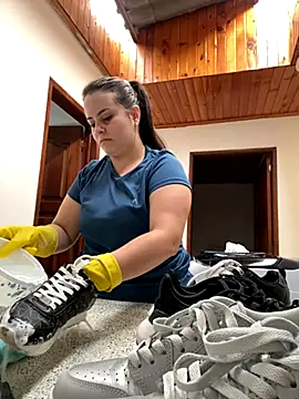 Im Amelia online show from 11/06/25, 12:42