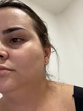 Im Amelia online show from 05/04/26, 08:55