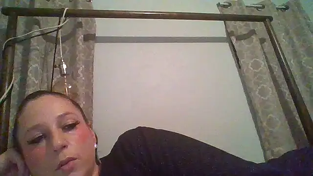 Audrey hotty online show from 11/06/25, 01:31