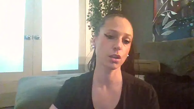 Audrey hotty online show from 10/29/25, 10:52