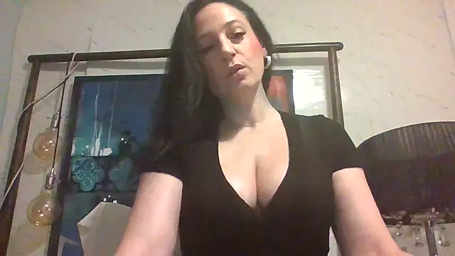 Audrey hotty online show from 11/17/25, 10:47