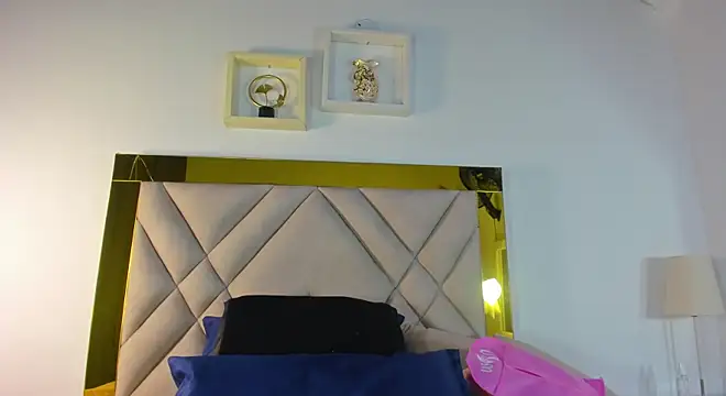 ariana-martins online show from 10/18/25, 03:30