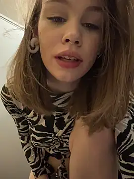 Street young online show from 02/19/25, 03:49