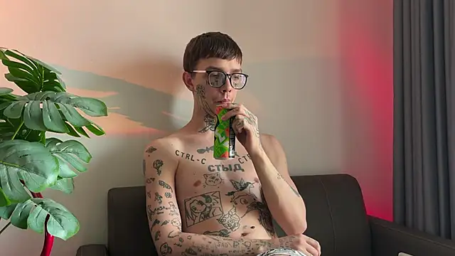 anahori  simon online show from 04/17/26, 12:57