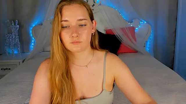 AlinaVice online show from 07/07/26, 07:23