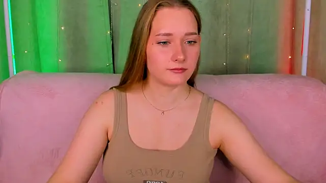 AlinaVice online show from 05/06/26, 01:09