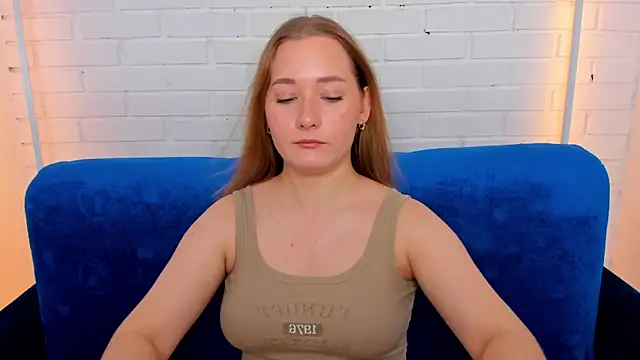 AlinaVice online show from 05/26/26, 01:26
