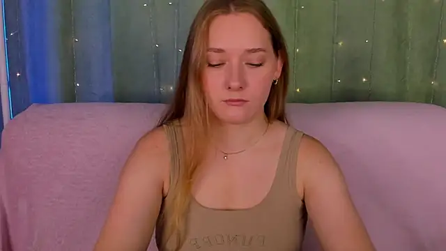 AlinaVice online show from 07/17/26, 01:14