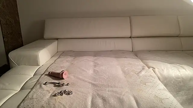 sexyLolia11 online show from 09/27/25, 10:49