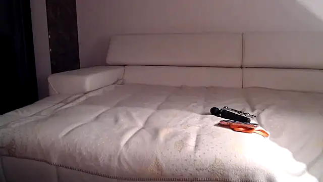 sexyLolia11 online show from 11/28/25, 12:44