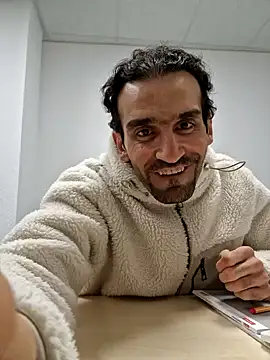 Snapshot of Sammoon chatting on 12/02/24, 07:55 Sammoon online show from 12/02/24, 07:55