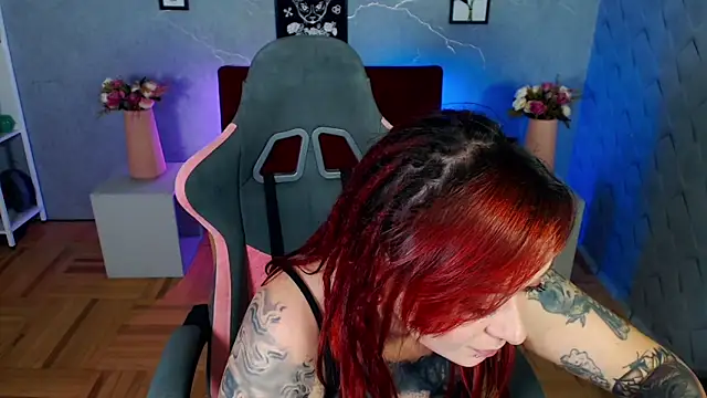 Miss-Tattoo online show from 12/20/25, 09:34