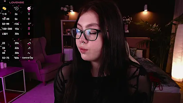 Snapshot of Arizonaa_Muse chatting on 03/08/25, 03:28 Arizonaa Muse online show from 03/08/25, 03:28