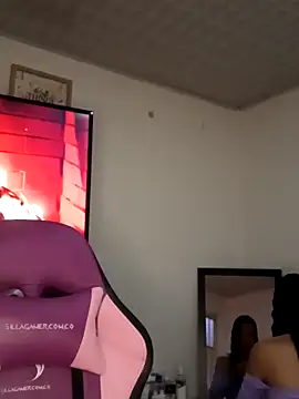 Lanna hott  online show from 11/15/25, 11:36