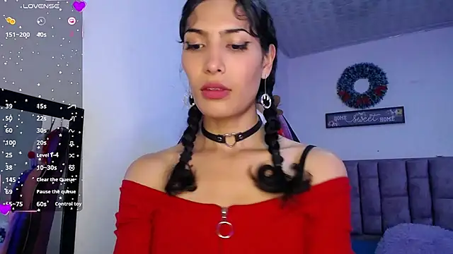 Lanna hott  online show from 12/15/25, 09:09