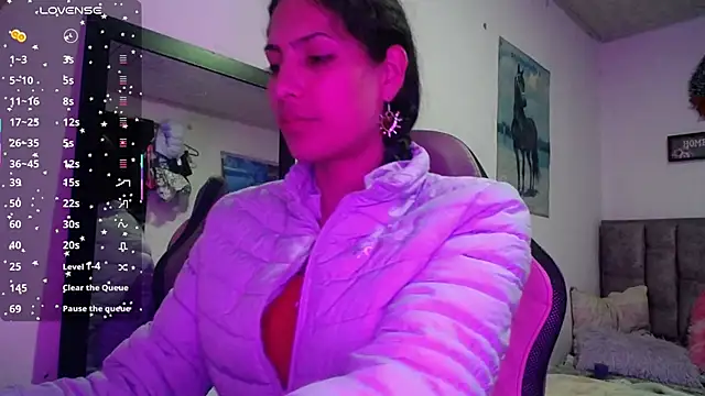 Lanna hott  online show from 04/11/26, 02:52