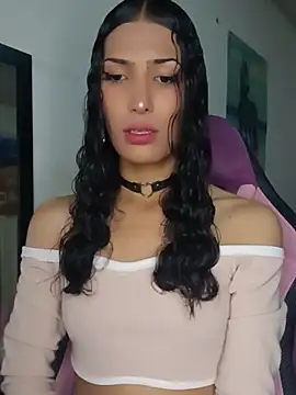 Lanna hott  online show from 05/24/26, 07:36