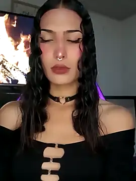 Lanna hott  online show from 10/10/25, 07:25