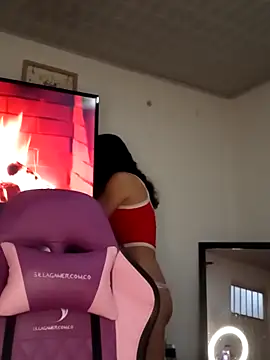 Lanna hott  online show from 11/13/25, 11:25