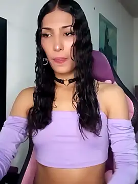 Lanna hott  online show from 04/15/26, 07:58