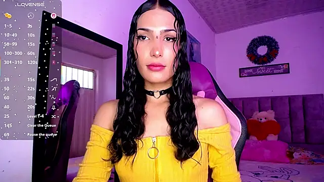 Lanna hott  online show from 07/07/26, 06:55
