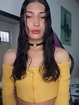 Lanna hott  online show from 07/15/26, 07:43