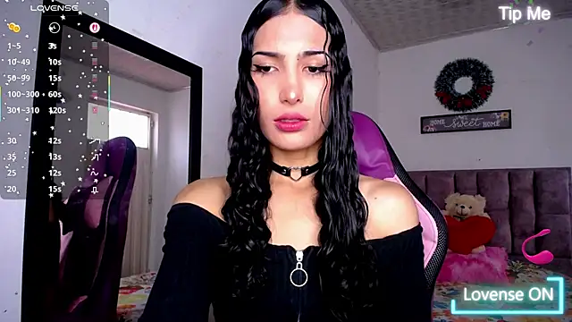 Lanna hott  online show from 08/04/26, 06:56