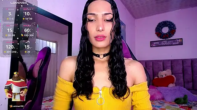 Lanna hott  online show from 06/15/26, 12:27