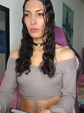 Lanna hott  online show from 05/16/26, 07:46