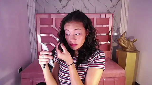 Snapshot of Tyna_ch chatting on 01/17/25, 04:26 Tyna ch online show from 01/17/25, 04:26