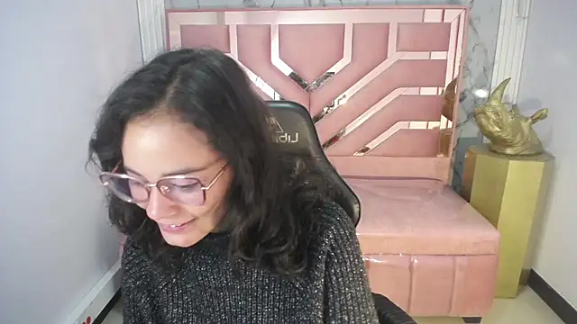 Snapshot of Tyna_ch chatting on 01/27/25, 04:22 Tyna ch online show from 01/27/25, 04:22