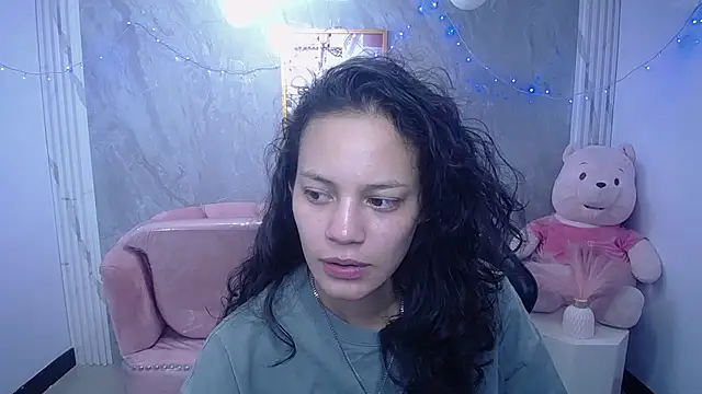 Snapshot of Tyna_ch chatting on 06/20/26, 08:14 Tyna ch online show from 06/20/26, 08:14
