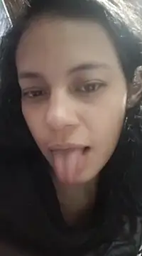 Snapshot of Tyna_ch chatting on 02/16/25, 01:14 Tyna ch online show from 02/16/25, 01:14