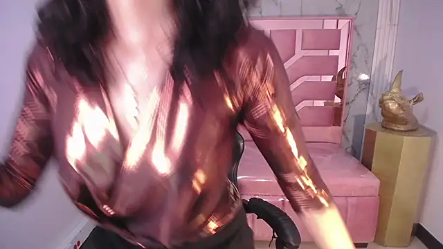 Snapshot of Tyna_ch chatting on 01/31/25, 05:53 Tyna ch online show from 01/31/25, 05:53