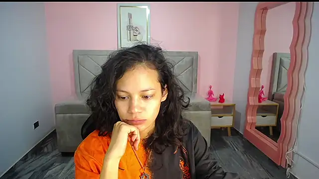 Tyna ch online show from 06/01/26, 01:00