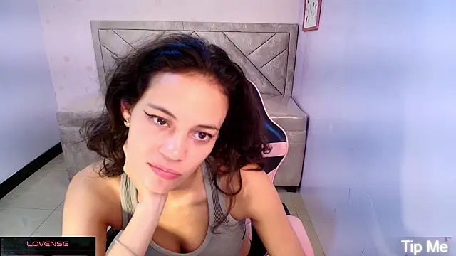 Snapshot of Tyna_ch chatting on 03/05/25, 07:38 Tyna ch online show from 03/05/25, 07:38