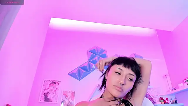 Valkiria ponce online show from 02/13/26, 04:23