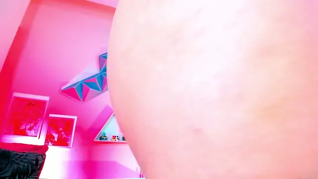 Valkiria ponce online show from 12/20/25, 05:21